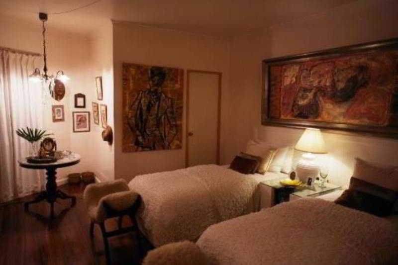 Casa Amapola Manila Bed & Breakfast Taguig Ngoại thất bức ảnh