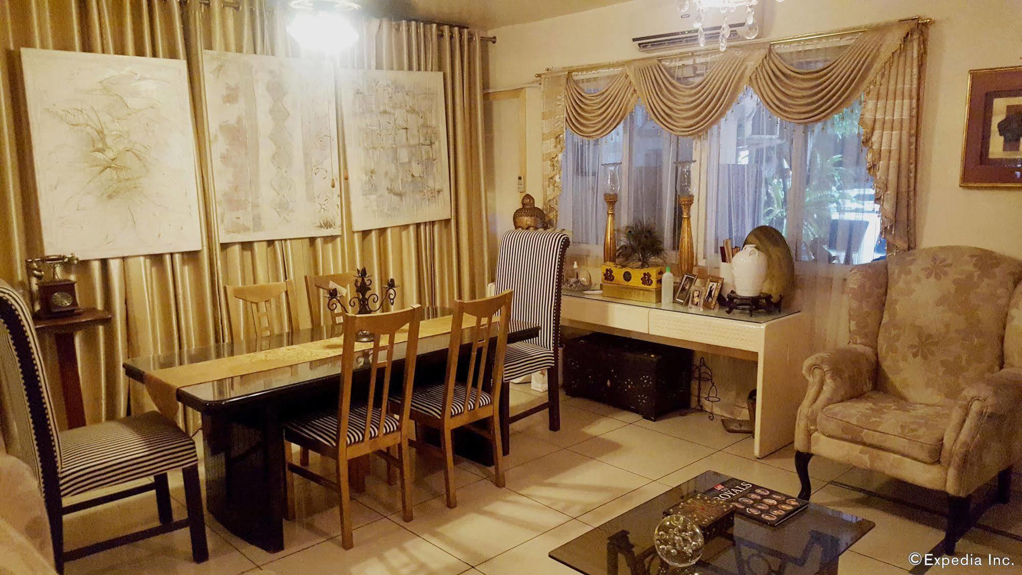 Casa Amapola Manila Bed & Breakfast Taguig Ngoại thất bức ảnh